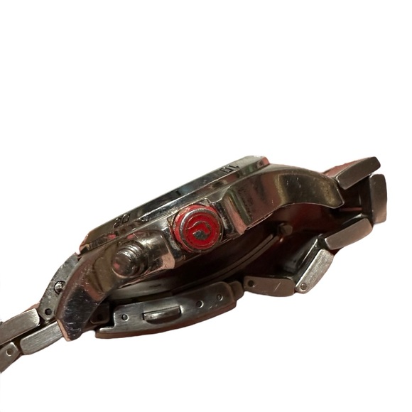 Red Line Men’s Watch Stainless Steel Water Resistant Mineral Crystal Chronograph - Picture 9 of 16